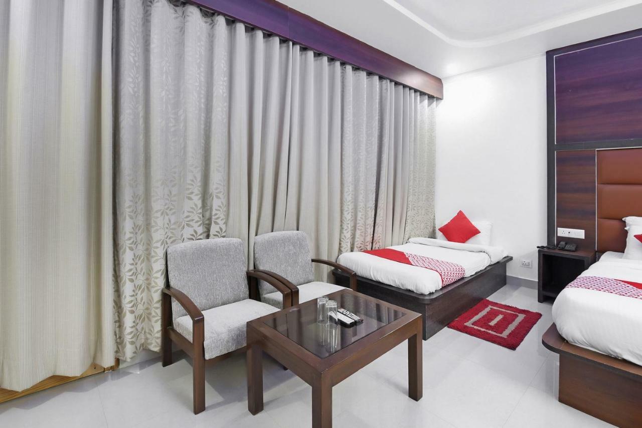 Hotel Oyo 23533 Mount View Kulu Exterior foto